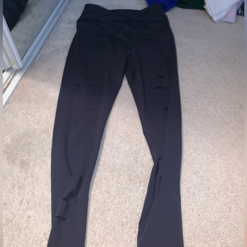 90 degree workout leggings with ripped holes